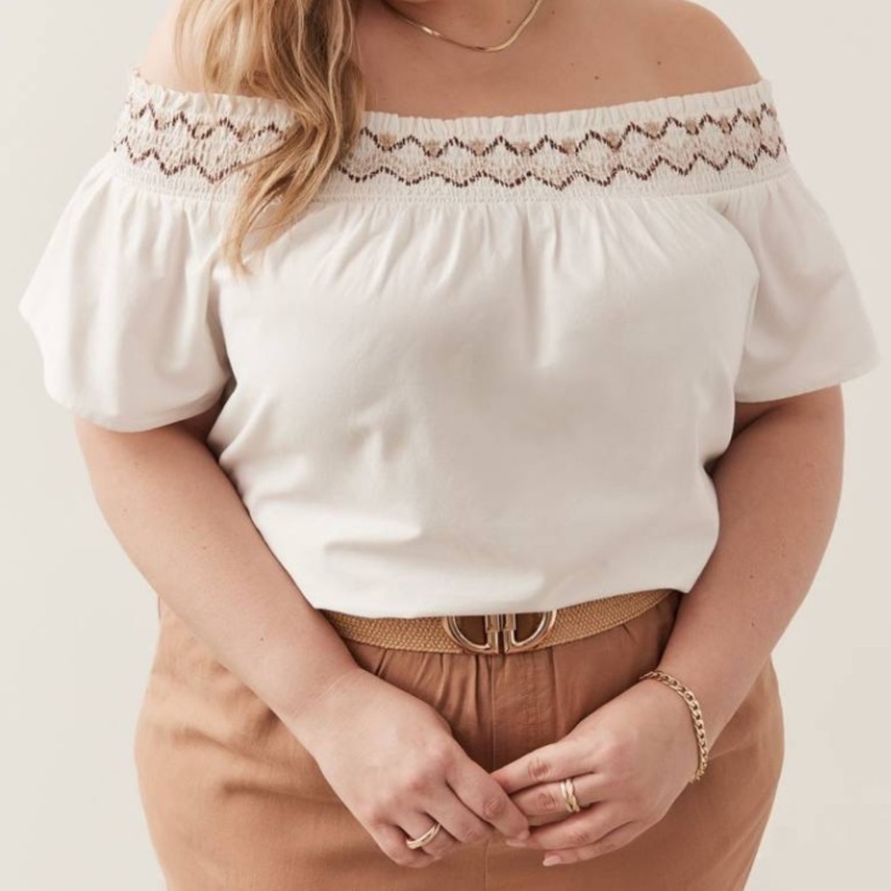 Poplin blouse with off-the-shoulder design and embroidered neckline